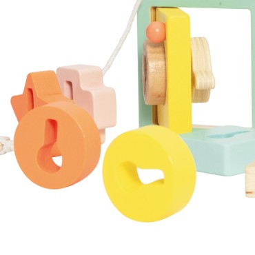 CLASSIC WORLD medinės supintos kaladėlės raktams ir durims įsriegti MONTESSORI 11 vnt.