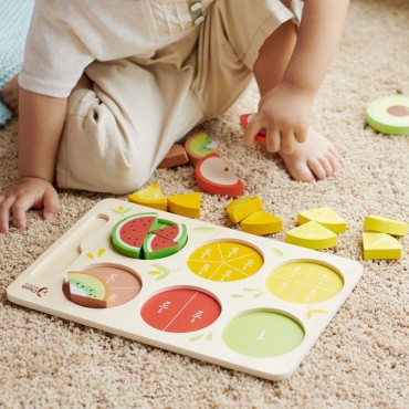 CLASSIC WORLD Mediniai vaisiai, skirti pjaustyti Velcro + mokomosiomis frakcijomis ir dalijimu MONTESSORI 23 vnt.