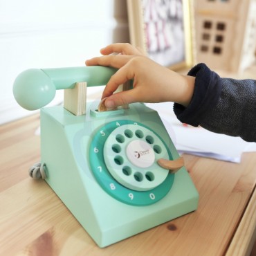 CLASSIC WORLD Klasikinis medinis telefonas vaikams 4 vnt.