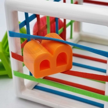 WOOPIE BABY Lankstus sensorinis kubelių rūšiuotojas vaikams Spalvingų formų abėcėlė 15 vnt.