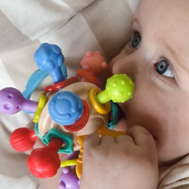 WOOPIE BABY minkštas barškutis 2 viename dantukų jutimo žaislas kūdikiams 0 m+
