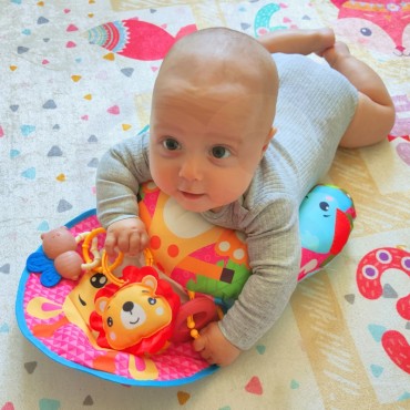 WOOPIE BABY Croissant pagalvė interaktyvi mokomoji kilimėlis barškučiai