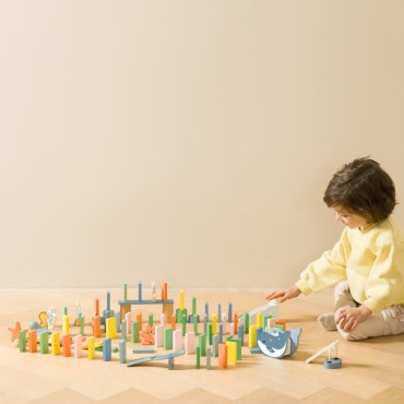 CLASSIC WORLD Medinis Domino kliūčių loginis takelis Montessori dėlionė 100 vnt.