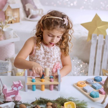 VIGA PolarB Medinė piramidė + Punch su plaktuku Baltasis lokys Montessori
