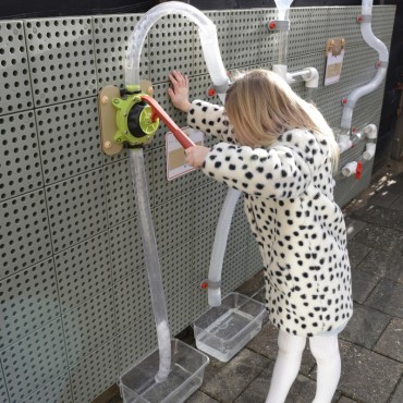 MASTERKIDZ vandens siurblys hidrauliniam rinkiniui - Mokslo ir kūrybos lenta STEM WALL
